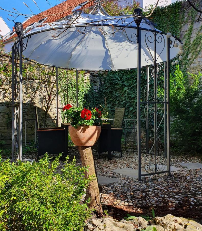 Hotel & Restaurant Sonnenhoefle Sommerhausen Exteriér fotografie